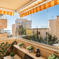 Coastal 2BR Apartment, Parking, Pool