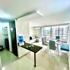 Nuevo apartamento de lujo con balcón wifi AC piscina