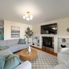 5 BD and 3 BA Arcade WFH Desks Pool or Pingpong Table