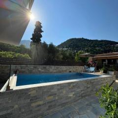 Zena Suites