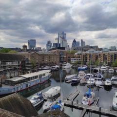 Amazing location 1 BD flat on St Katharine's Docks