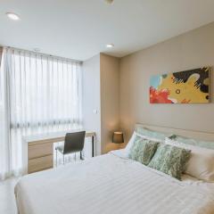 Modern Condo in Nimman F803 by Pimolplace