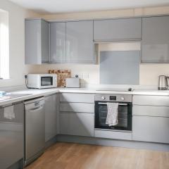 Entire 3 bedroom house, SALISBURY Cathedral City