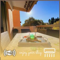 Charmant 2 pièces, traversant, clim, wifi, parking