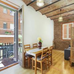 Great apartment in Sagrada Familia with Balcony