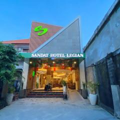 Sandat Hotel Legian