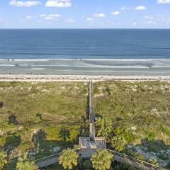 Beachfront Resort Getaway 2BR-2BA Condo