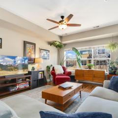 Old Town Escape with King Bed, Dog-Friendly