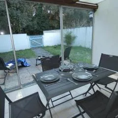 Maison vacances Fromentine 4 pers, véranda, animaux admis, jardin, parking - FR-1-540-309