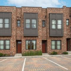 City Heights - Broadway Designer Condo