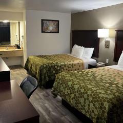Econo Lodge Inn & Suites Macon North