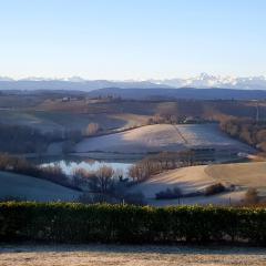 Maison spacieuse face aux Pyrénées