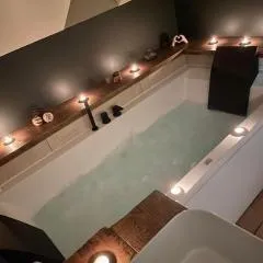 Les Secrets de la Baie - le Refuge - parenthèse enchantée avec Spa privatif