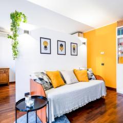 Bright and Quiet home with Terrace - M3 Lodi 10min