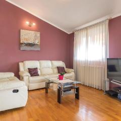 Awesome Apartment In Pula With Wifi