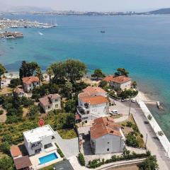 Gorgeous Home In Kastel Kambelovac