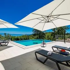 4 Bedroom Gorgeous Home In Icici