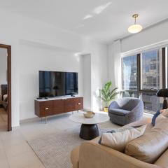 Exquisite centrally located 1BR in Downtown Dubai