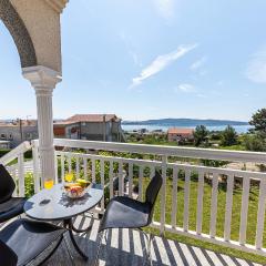 Nice Apartment In Kastel Sucurac