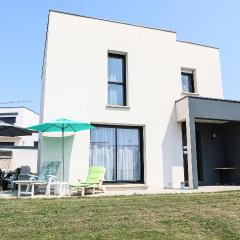 Nice Home In Clohars-Carnoët With Wifi