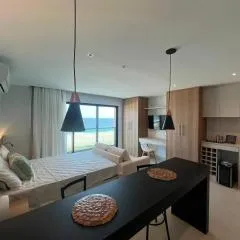 Lindo Flat na praia de Itaipuacu