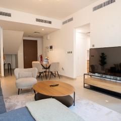 4br Luxury Villa Yas Island Near F1