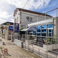 Amazing Apartment In Kastel Novi