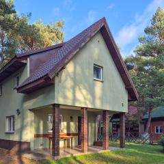 3 Bedroom Beautiful Home In Pogorzelica