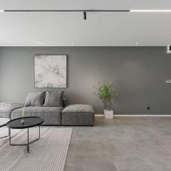 EHUB - Walk to Yuyuan Garden, the Bund and People's Square, Boutique 3Bedroom Fully Equipped Family APT , very close to Subway