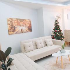 Casa Viana - Modern House with Netflix, FREE Parking