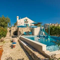 Awesome Home In Kornic With Kitchen