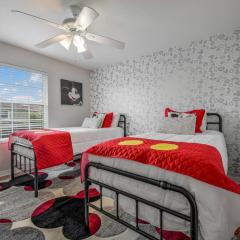 PP8962 - 4 Bedrooms w Pool & Resort Access