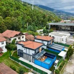 Zümrüt villaları