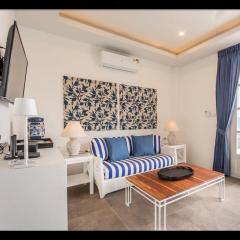 White&Blue Pool Villas