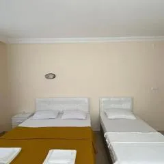 Mandarin Beach Hotel