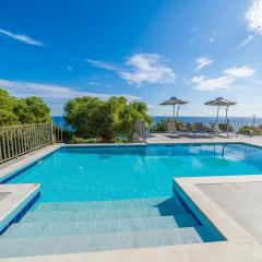 Villa Niki with swimming pool