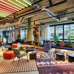 Moxy Annecy