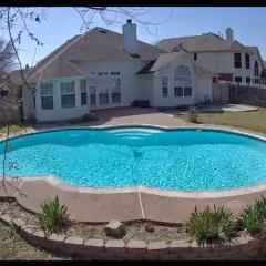 Comfy 3-Bedroom Home in Arlington