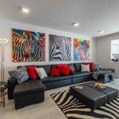 Salgados 2-Bedroom Apartment - 900m from the Beach - Wifi