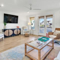 Little Wing JUST Renovated 3 BR 3 BA 3 Bikes Pool Sleeps 6