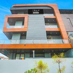 Super Collection O Sector 44 Near Botanical Garden formerly Hotel Culture