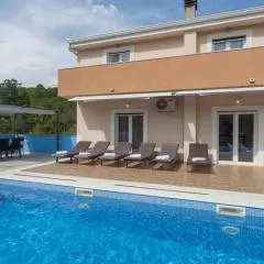 Villa Tomić