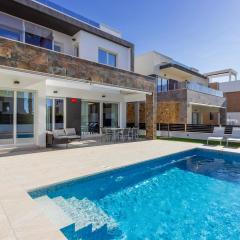 Beautiful Home In Torrevieja With Wifi