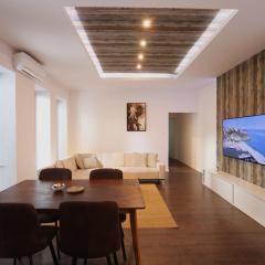 Center Apartment with Garden Zoe