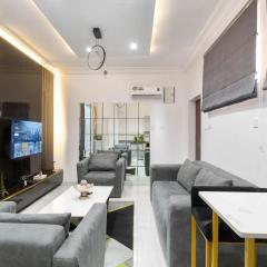 1 bedroom Luxury Shortlet Apartment in Osapa London, Lekki