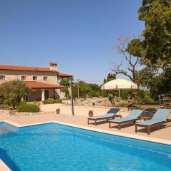 Villa Marija Korenici