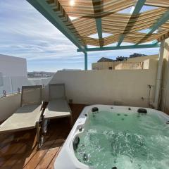Amazing 4-bedroom Sliema Town House with Jacuzzi