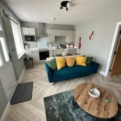Saffron Cottage - Modern, central, seaside, 1Bed