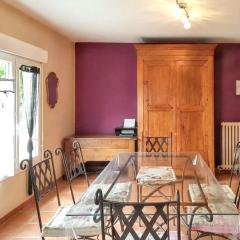 Maison charmante à La Flèche avec jardin et parking privé