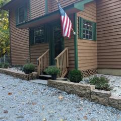 Cozy 5BR Cabin Retreat w Great Views & FirePit